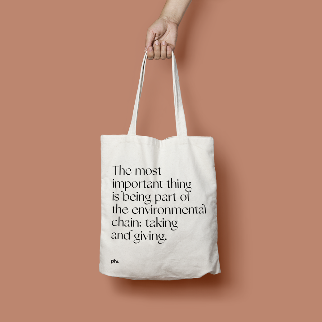 Other side of the totebag, with the artist's quote.